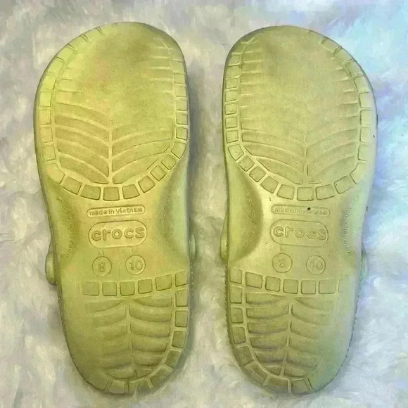 Crocs Classic Clog In Celery Green Durable and Comfy Men Size 8 Women Size 10 - Picture 5 of 13